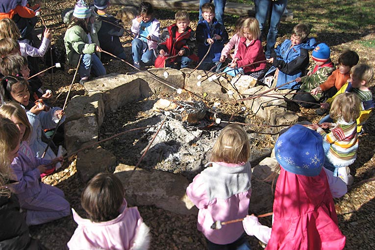 Pumpkins_at_the-Covered_Bridge_Marshmallow_Roast